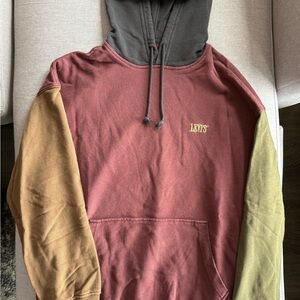 Levi's Relaxed Fit Gray and Pink Sweater